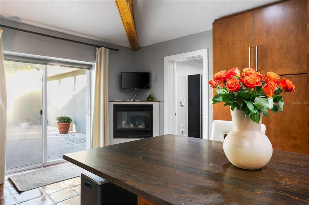 На продажу: $895,000 (3 спален, 2 ванн, 2971 Квадратных фут)