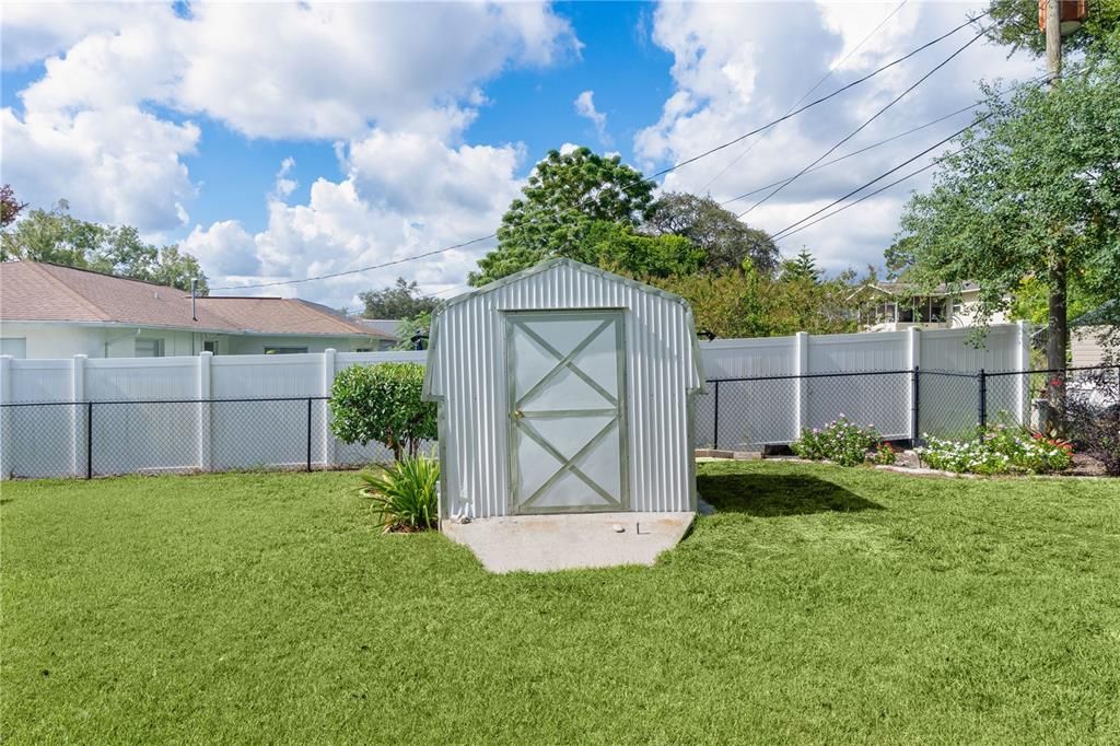 For Sale: $254,900 (2 beds, 2 baths, 1604 Square Feet)