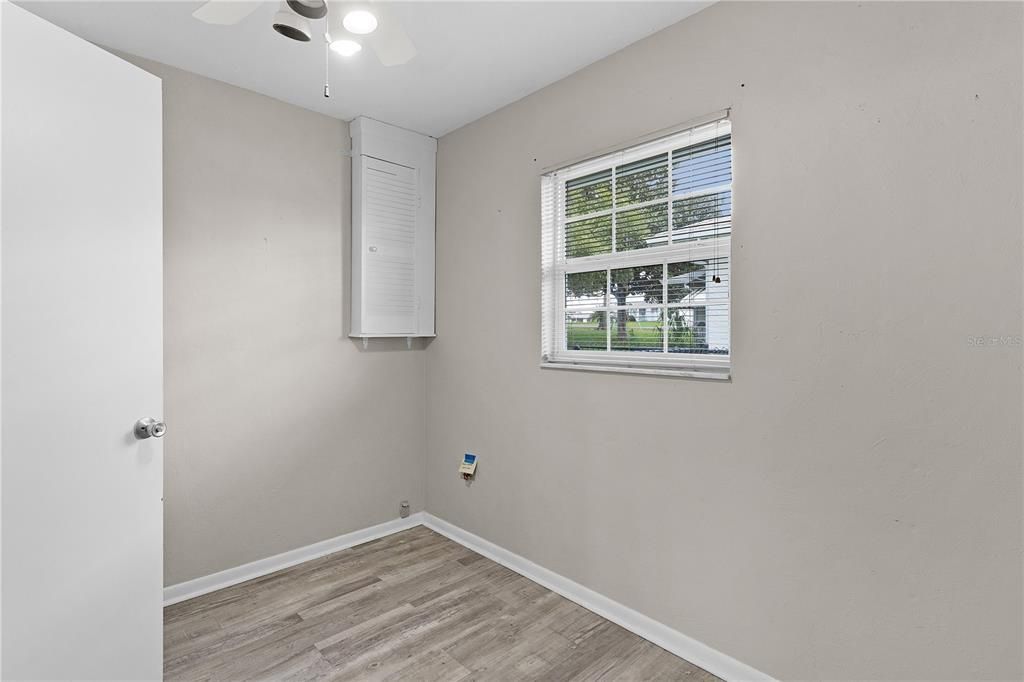 For Sale: $254,900 (2 beds, 2 baths, 1604 Square Feet)