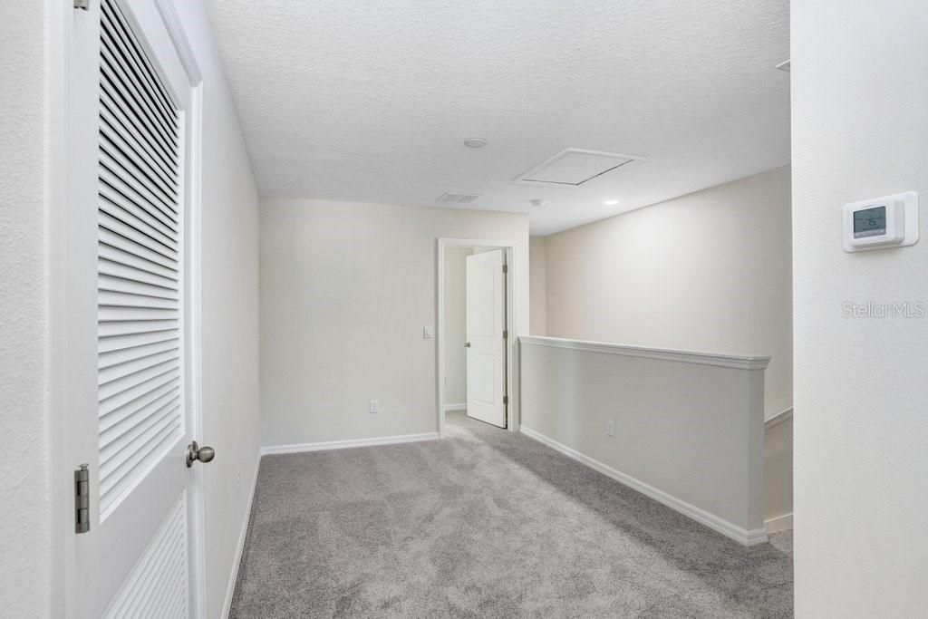 Active With Contract: $316,460 (3 beds, 2 baths, 1675 Square Feet)