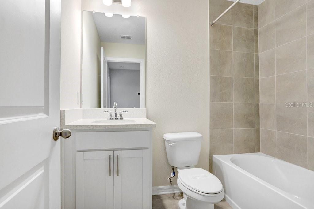 Active With Contract: $316,460 (3 beds, 2 baths, 1675 Square Feet)