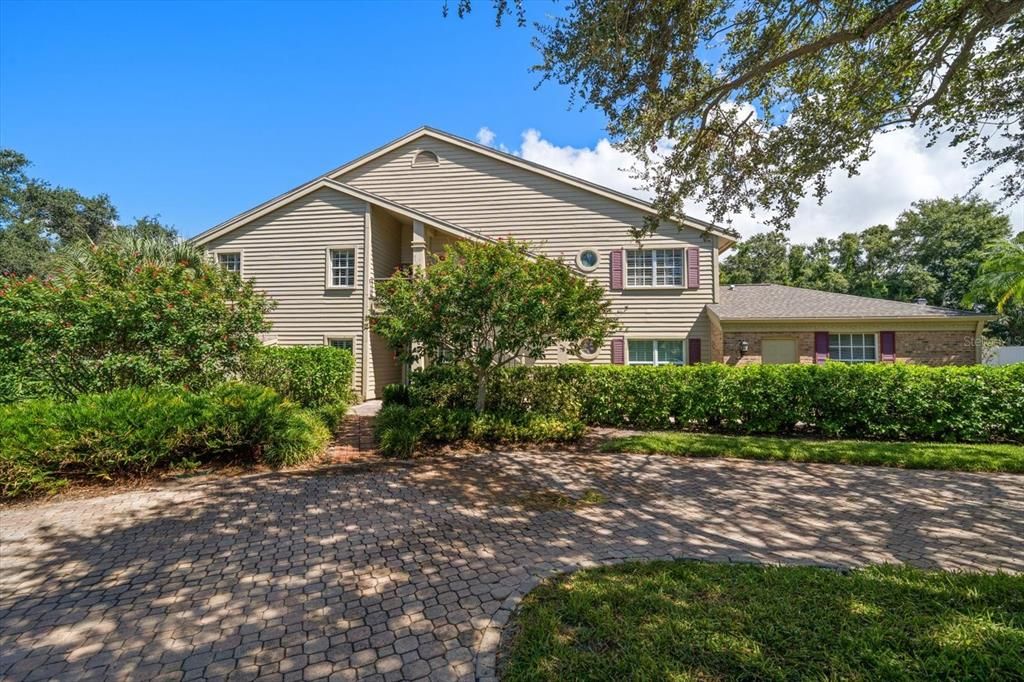 En Venta: $599,000 (3 camas, 2 baños, 2013 Pies cuadrados)