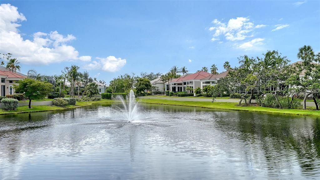 Под контрактом: $1,900,000 (3 спален, 2 ванн, 2232 Квадратных фут)