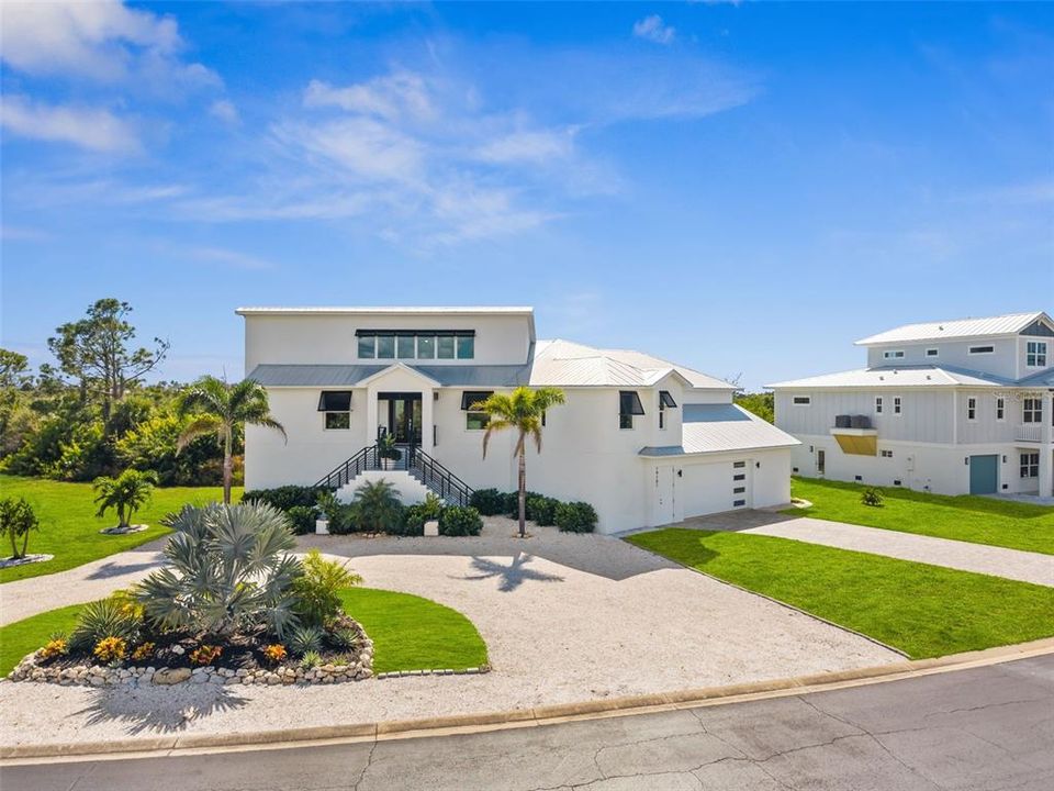 待售: $1,585,000 (3 贝兹, 3 浴室, 2426 平方英尺)