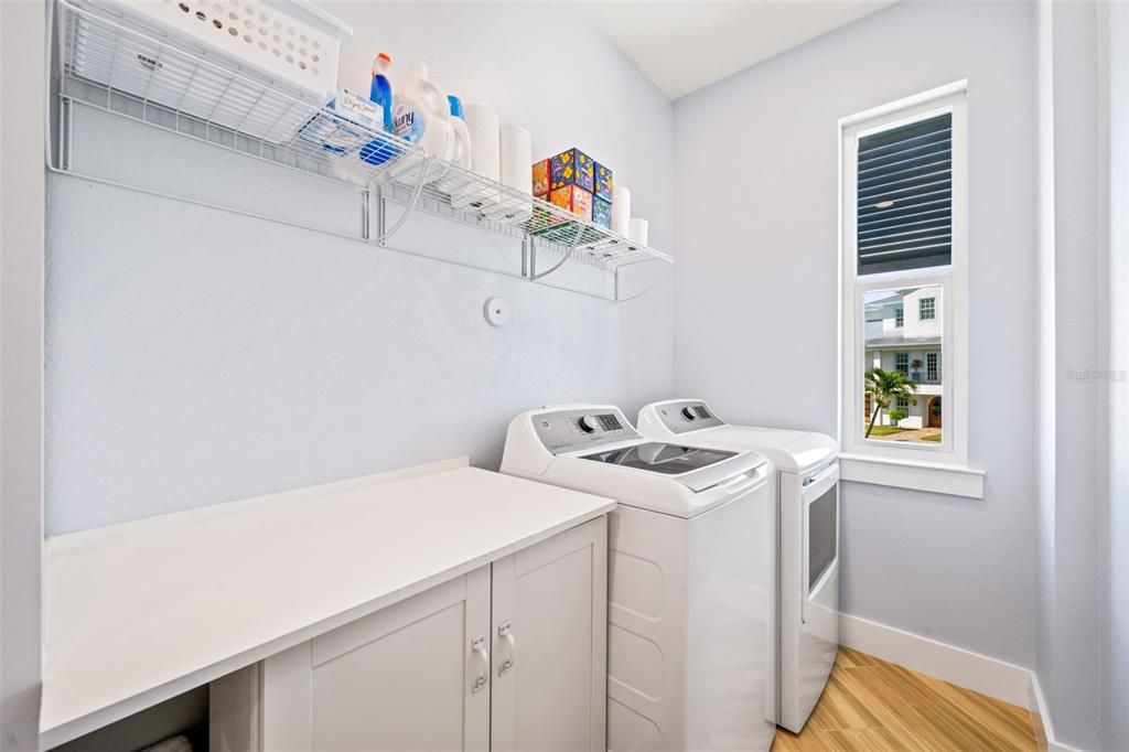 待售: $1,585,000 (3 贝兹, 3 浴室, 2426 平方英尺)