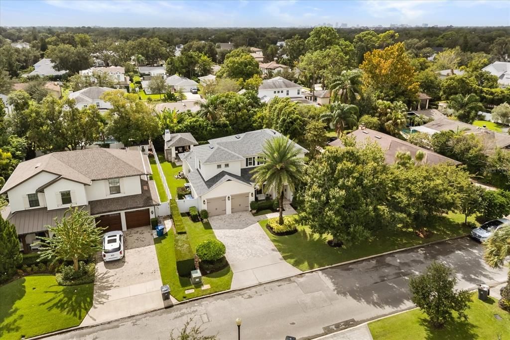 Под контрактом: $1,995,000 (4 спален, 3 ванн, 3153 Квадратных фут)