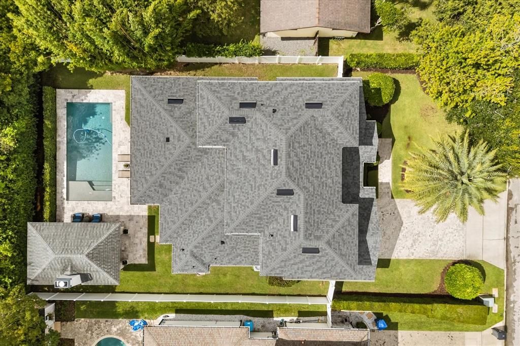 Под контрактом: $1,995,000 (4 спален, 3 ванн, 3153 Квадратных фут)