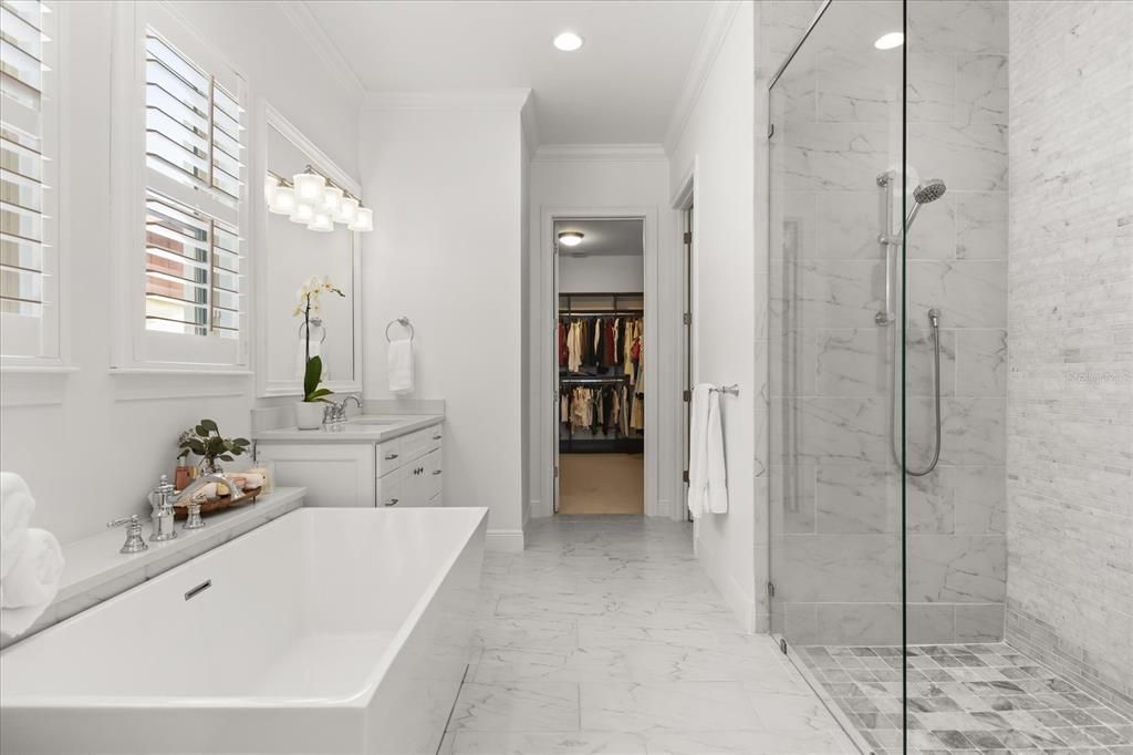 Под контрактом: $1,995,000 (4 спален, 3 ванн, 3153 Квадратных фут)