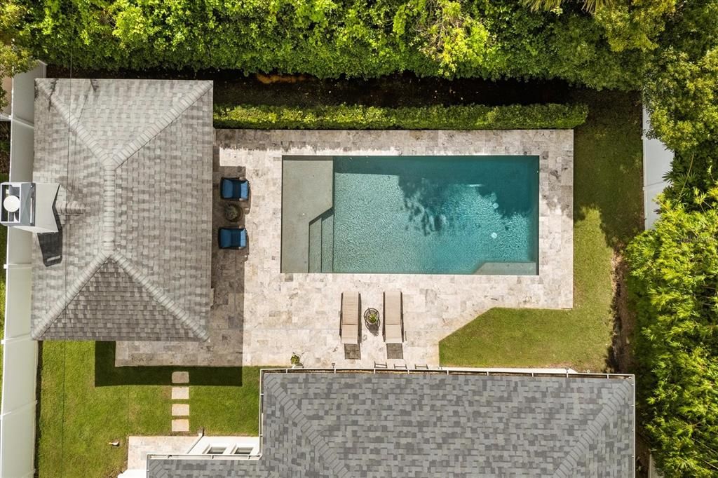 Под контрактом: $1,995,000 (4 спален, 3 ванн, 3153 Квадратных фут)