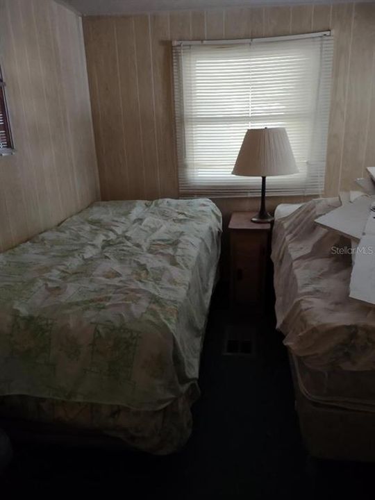 待售: $87,000 (2 贝兹, 1 浴室, 674 平方英尺)