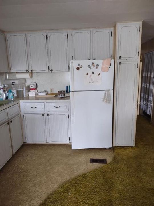 待售: $87,000 (2 贝兹, 1 浴室, 674 平方英尺)