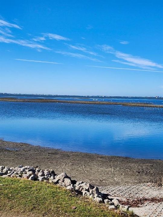 待售: $87,000 (2 贝兹, 1 浴室, 674 平方英尺)