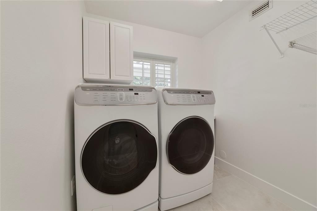 For Rent: $9,000 (4 beds, 3 baths, 3341 Square Feet)