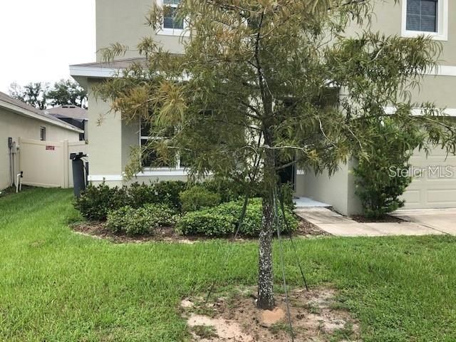 Active With Contract: $379,500 (4 beds, 2 baths, 2432 Square Feet)