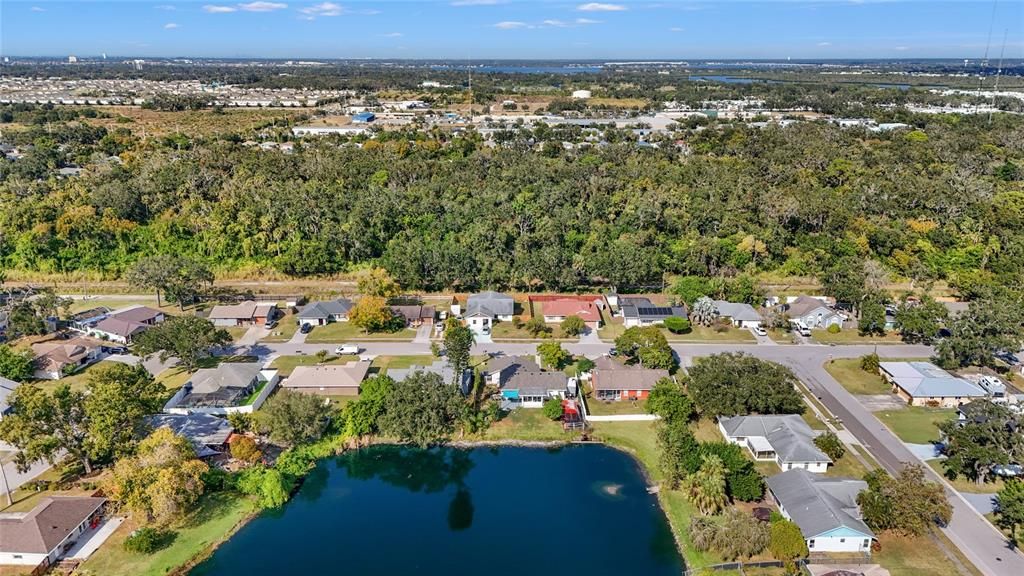 Activo con contrato: $335,000 (3 camas, 2 baños, 1452 Pies cuadrados)