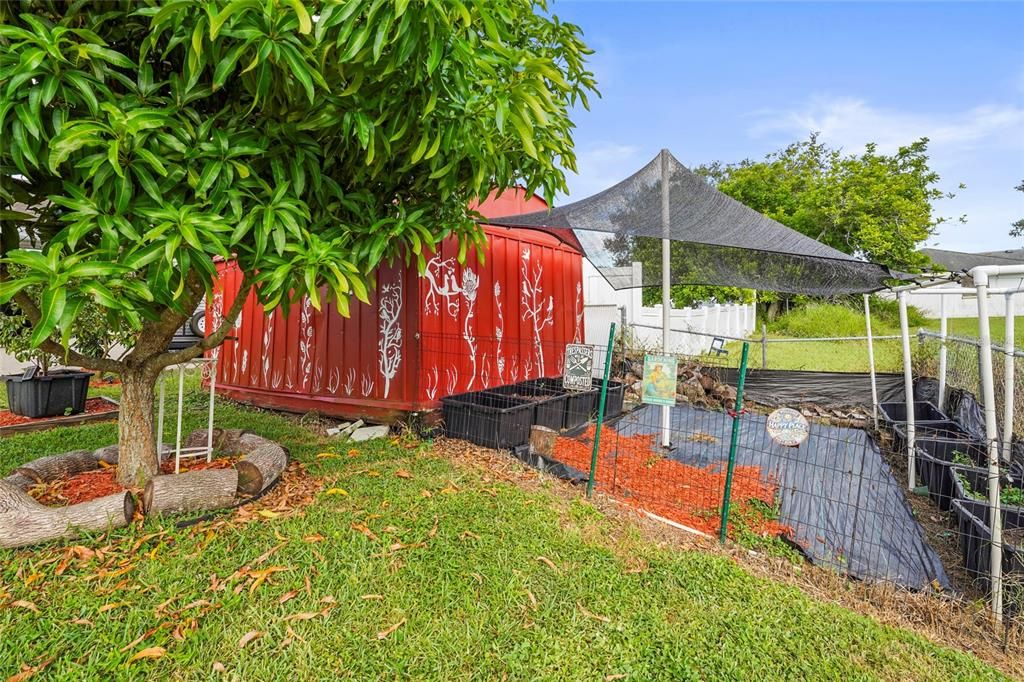 Activo con contrato: $335,000 (3 camas, 2 baños, 1452 Pies cuadrados)