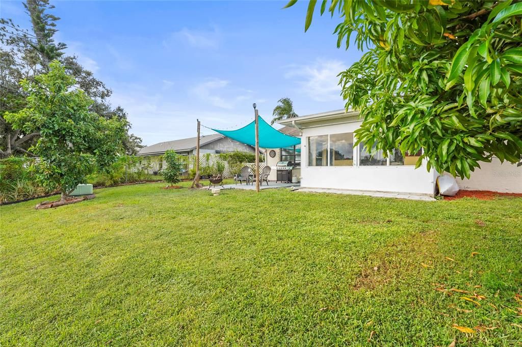 Activo con contrato: $335,000 (3 camas, 2 baños, 1452 Pies cuadrados)