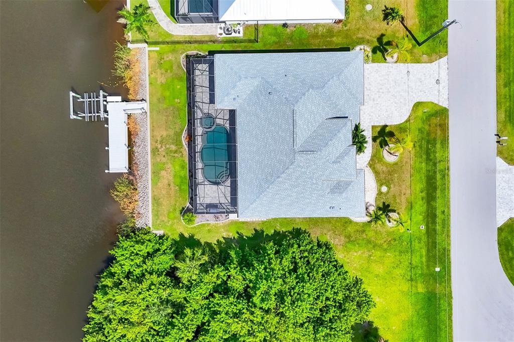 Activo con contrato: $649,000 (4 camas, 2 baños, 2170 Pies cuadrados)