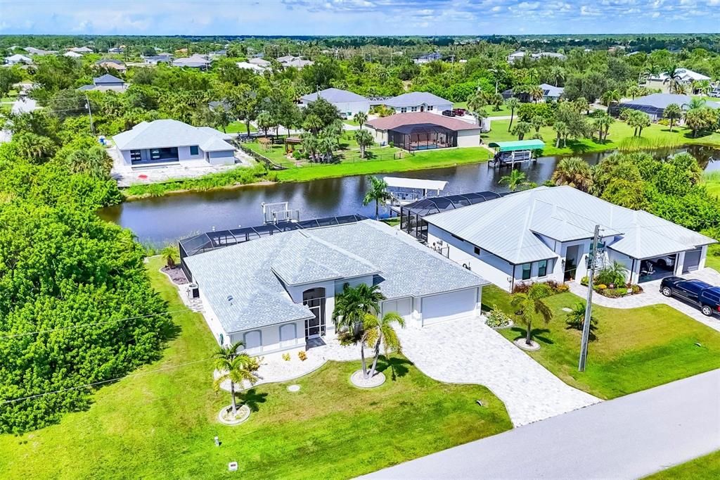 Activo con contrato: $649,000 (4 camas, 2 baños, 2170 Pies cuadrados)