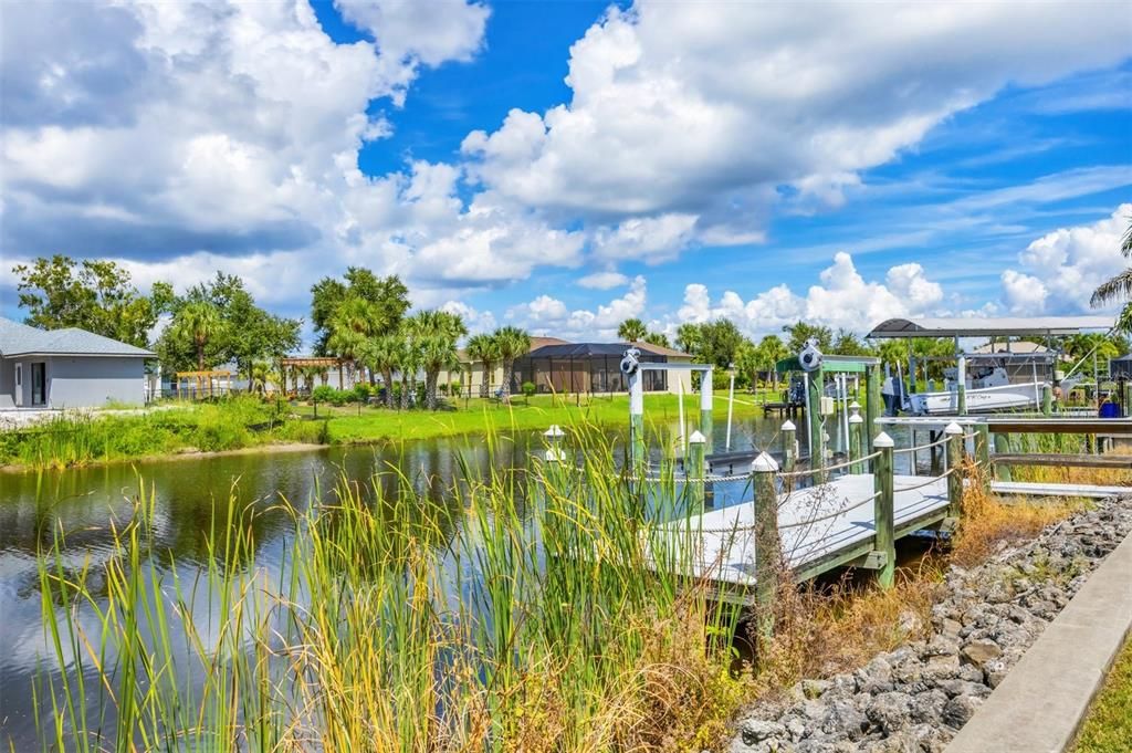 Activo con contrato: $649,000 (4 camas, 2 baños, 2170 Pies cuadrados)