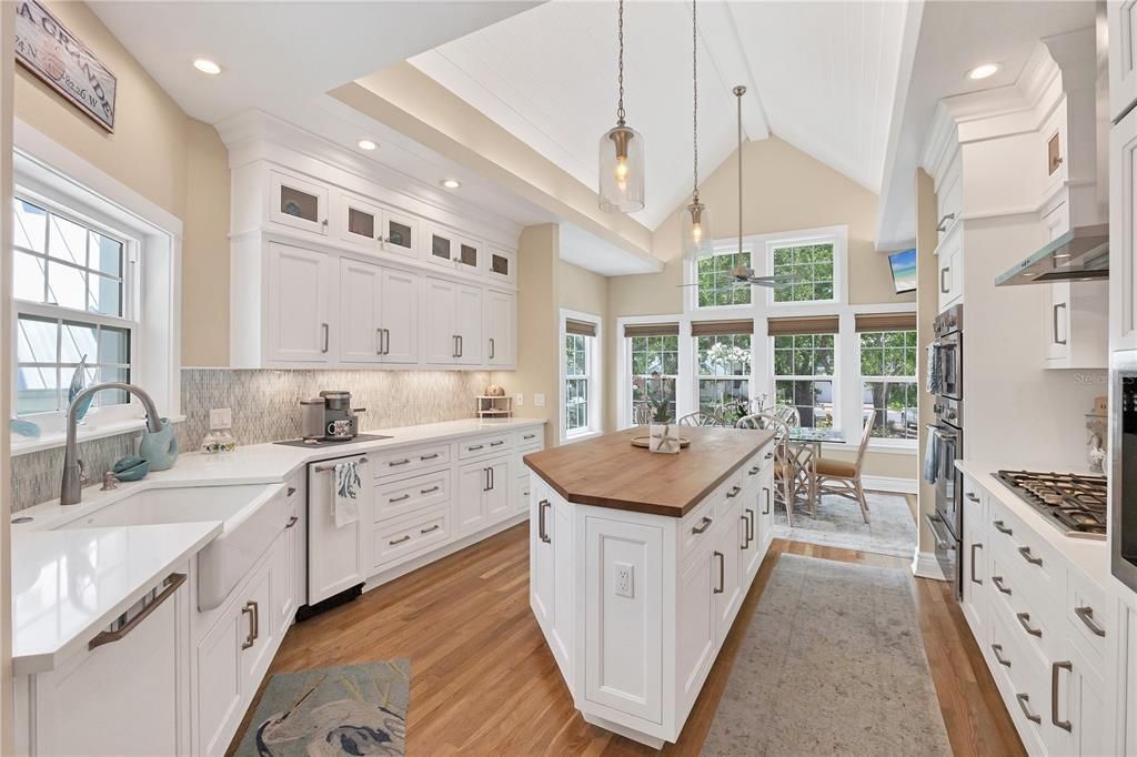 待售: $4,895,000 (3 贝兹, 3 浴室, 3210 平方英尺)