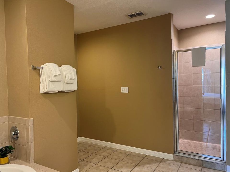 待售: $269,900 (3 贝兹, 2 浴室, 1437 平方英尺)