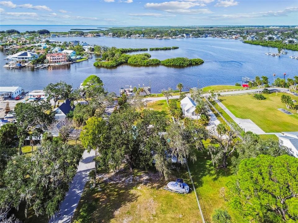 En Venta: $150,000 (0.21 acres)