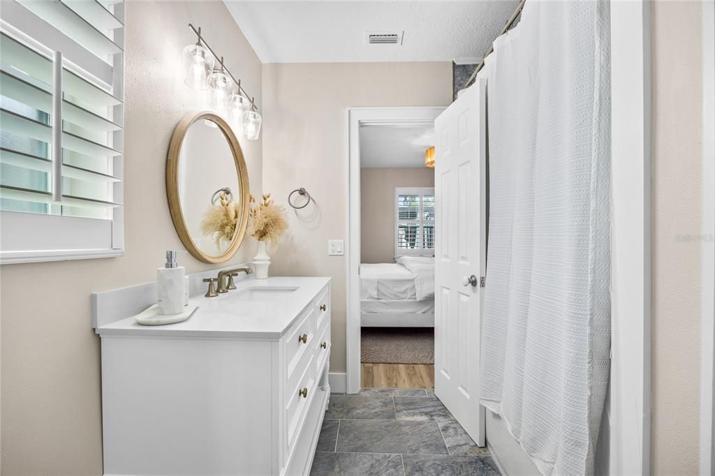 For Sale: $850,000 (5 beds, 3 baths, 2326 Square Feet)