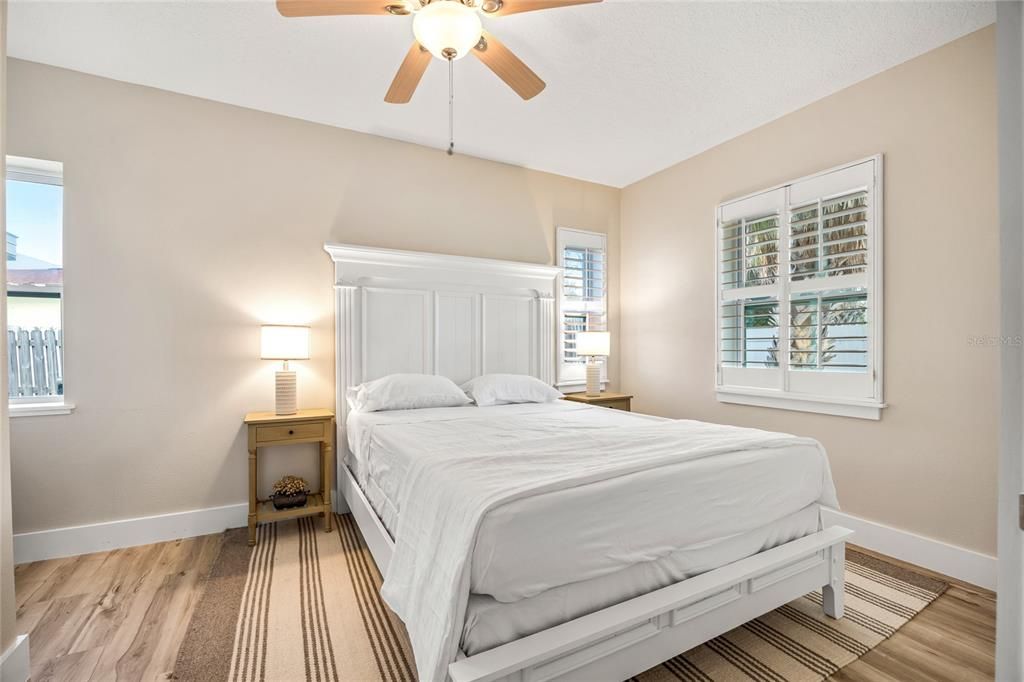 For Sale: $850,000 (5 beds, 3 baths, 2326 Square Feet)