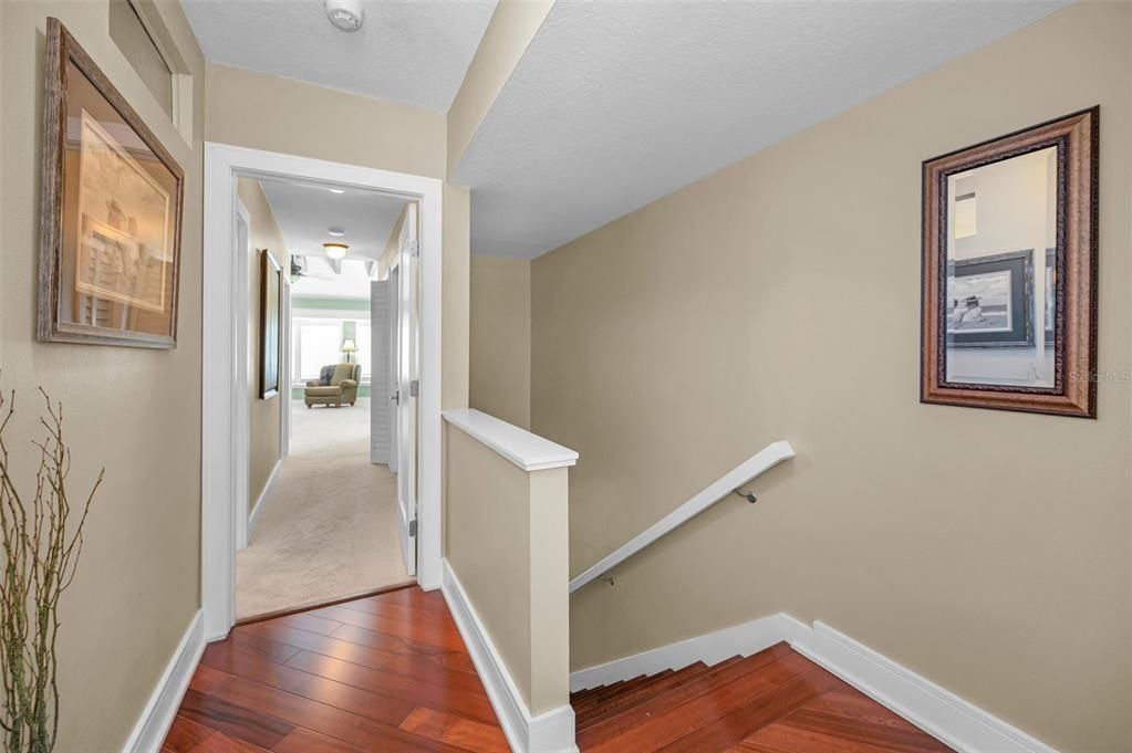 For Sale: $1,125,000 (3 beds, 3 baths, 2215 Square Feet)