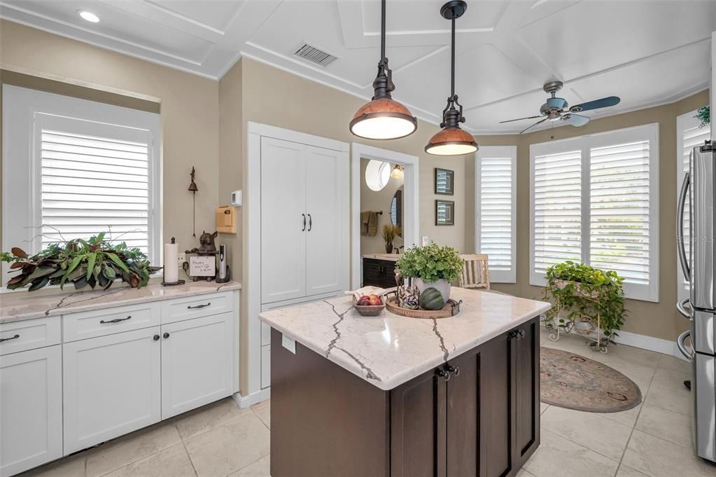 For Sale: $1,125,000 (3 beds, 3 baths, 2215 Square Feet)