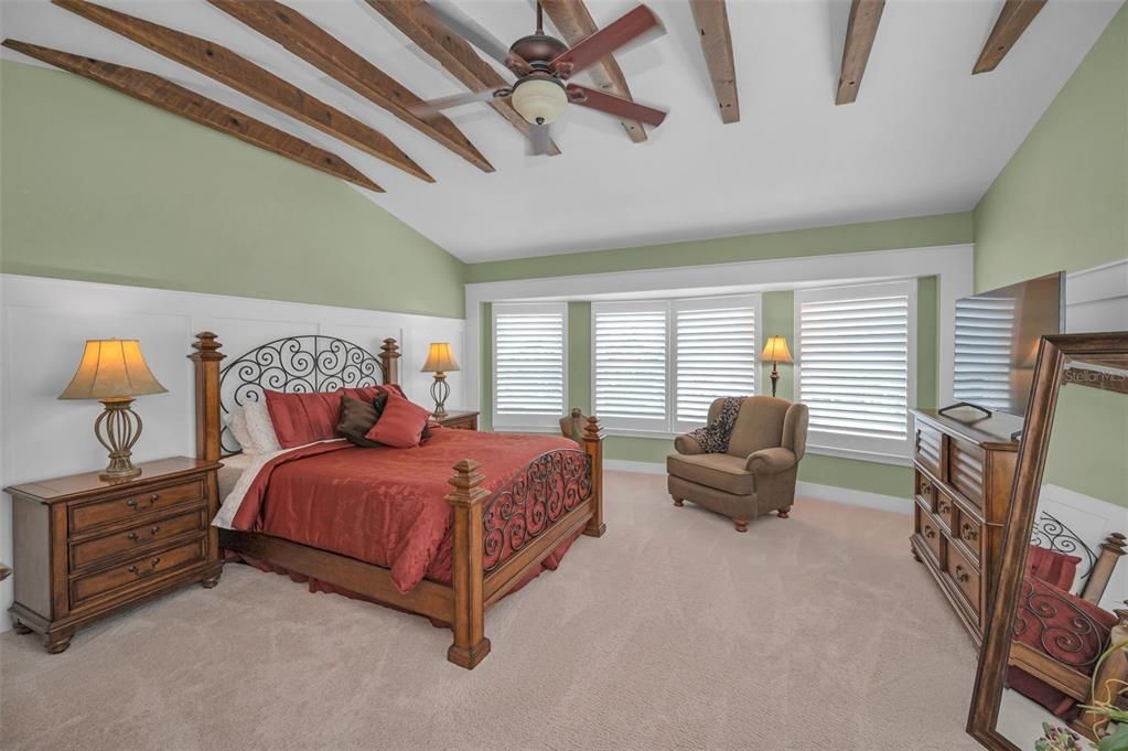 For Sale: $1,125,000 (3 beds, 3 baths, 2215 Square Feet)