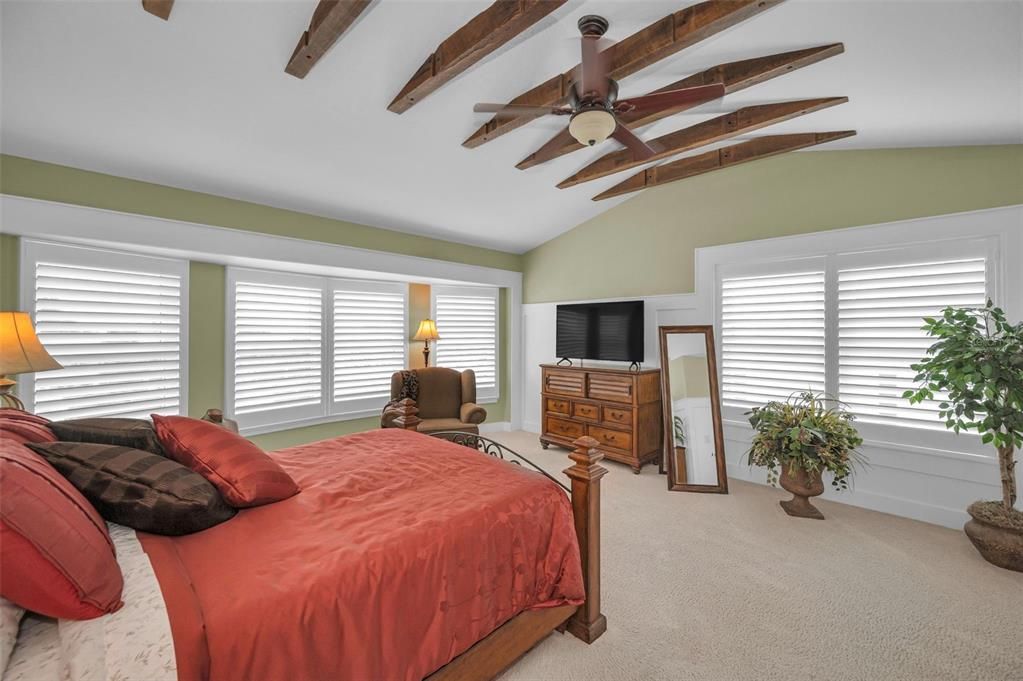 For Sale: $1,125,000 (3 beds, 3 baths, 2215 Square Feet)