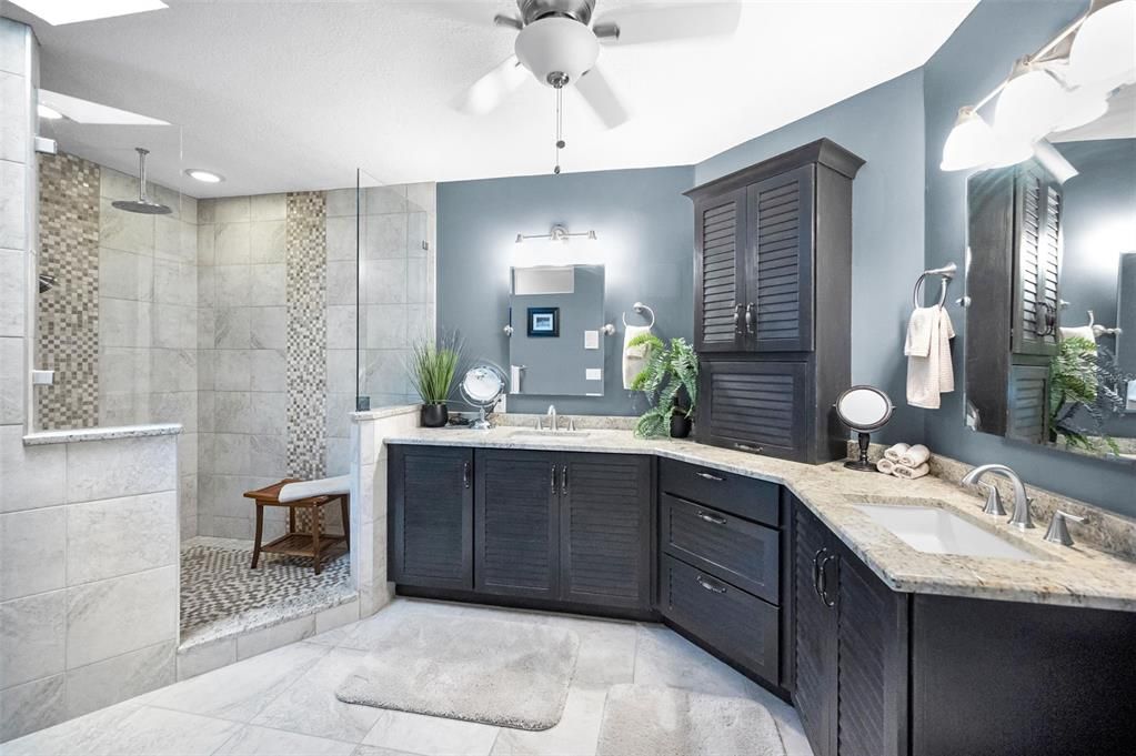 For Sale: $1,125,000 (3 beds, 3 baths, 2215 Square Feet)