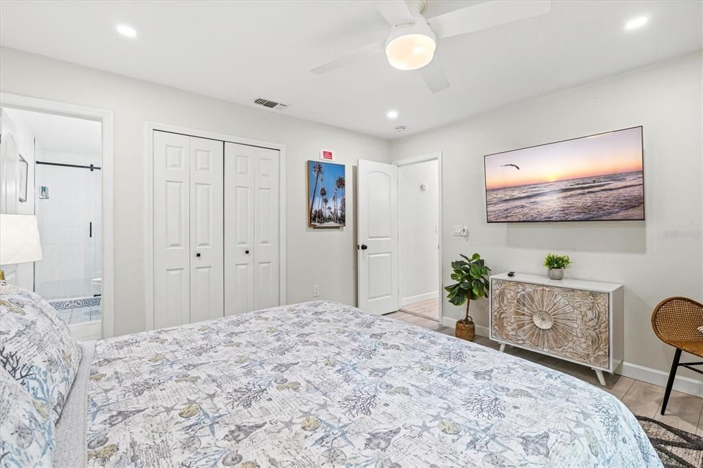 For Sale: $1,799,000 (4 beds, 0 baths, 1600 Square Feet)