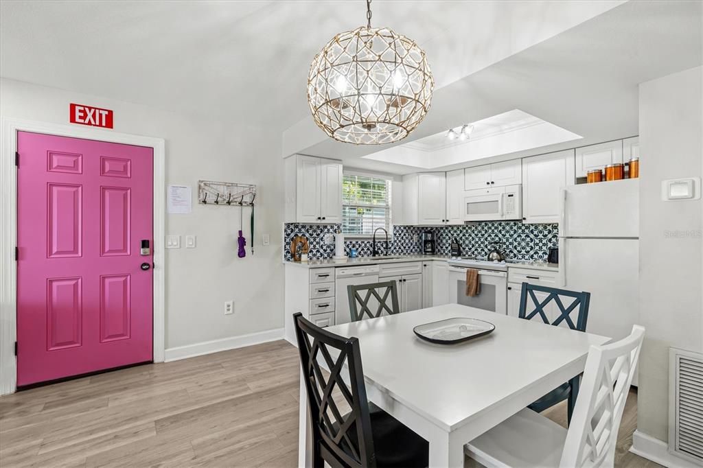 For Sale: $1,799,000 (4 beds, 0 baths, 1600 Square Feet)