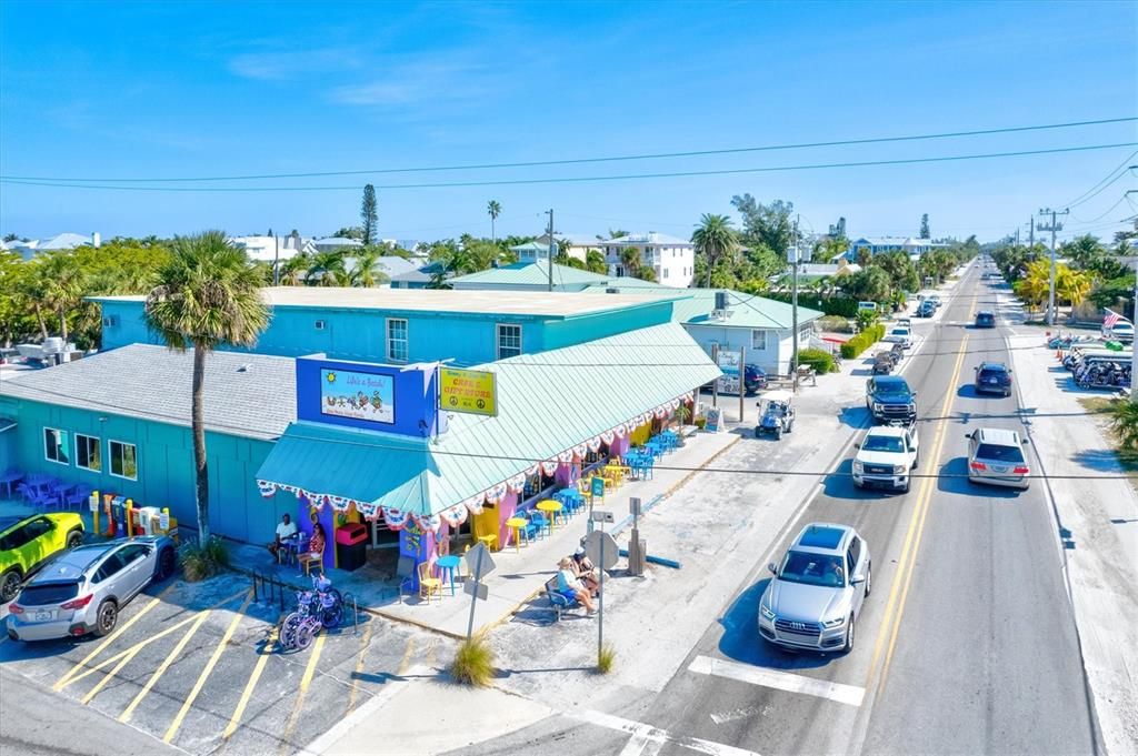 For Sale: $1,799,000 (4 beds, 0 baths, 1600 Square Feet)