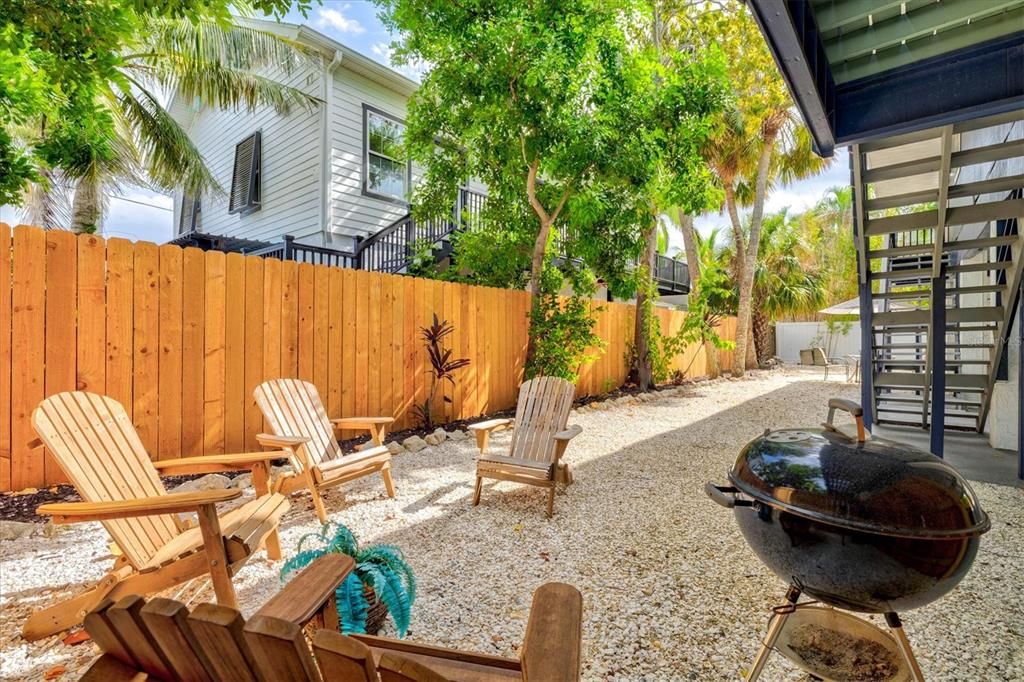 For Sale: $1,799,000 (4 beds, 0 baths, 1600 Square Feet)