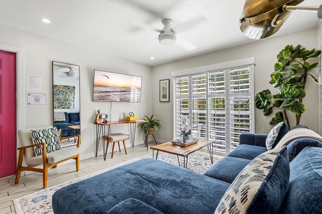 For Sale: $1,799,000 (4 beds, 0 baths, 1600 Square Feet)