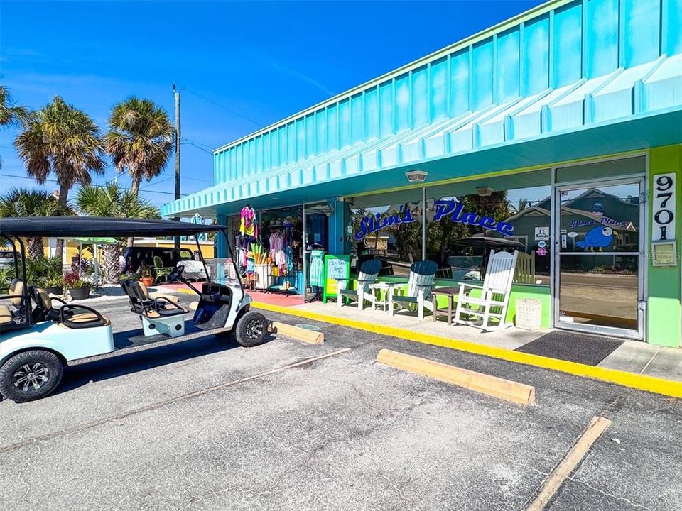 For Sale: $1,799,000 (4 beds, 0 baths, 1600 Square Feet)