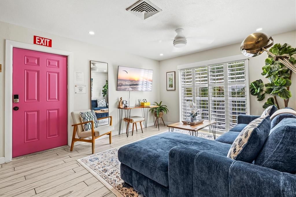 For Sale: $1,799,000 (4 beds, 0 baths, 1600 Square Feet)