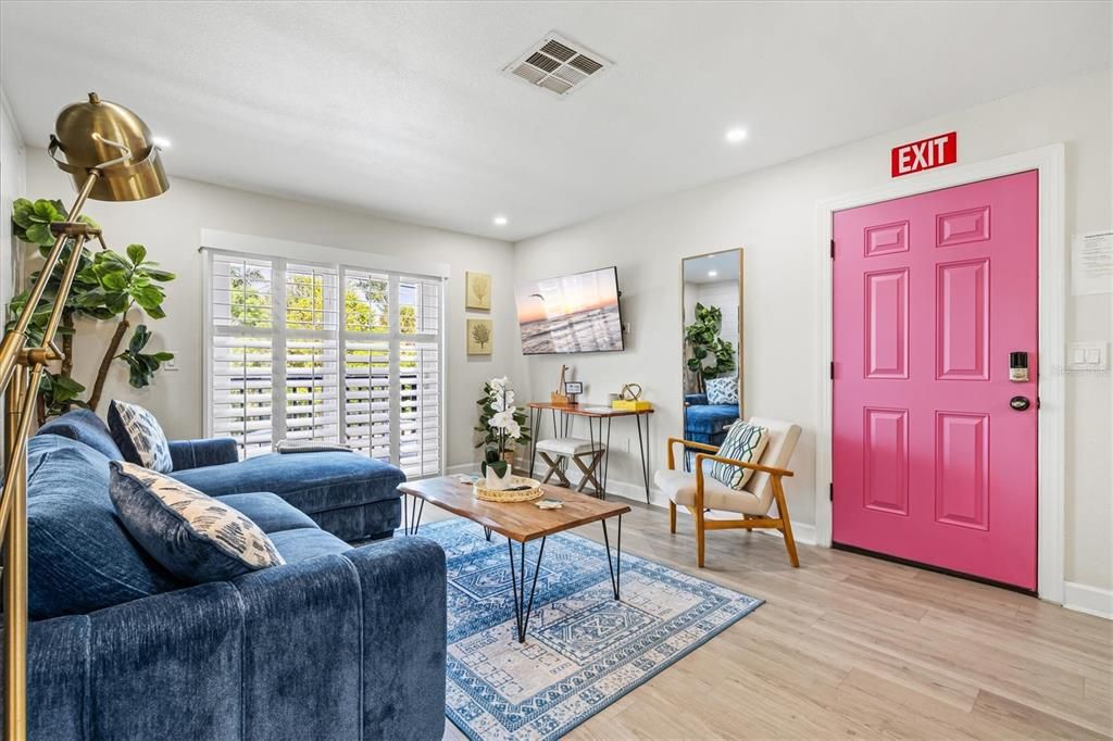 For Sale: $1,799,000 (4 beds, 0 baths, 1600 Square Feet)