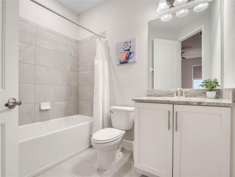 Active With Contract: $1,199,999 (11 beds, 10 baths, 5496 Square Feet)