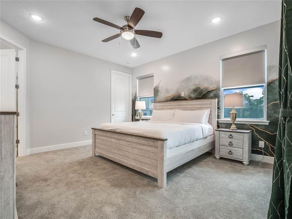 Active With Contract: $1,199,999 (11 beds, 10 baths, 5496 Square Feet)