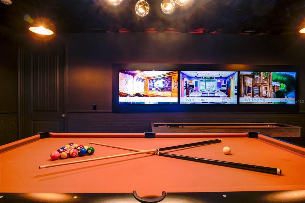 Active With Contract: $1,199,999 (11 beds, 10 baths, 5496 Square Feet)