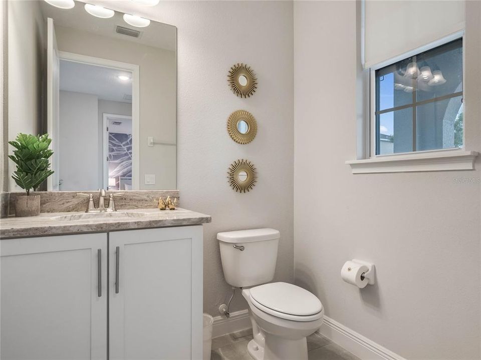 Active With Contract: $1,199,999 (11 beds, 10 baths, 5496 Square Feet)