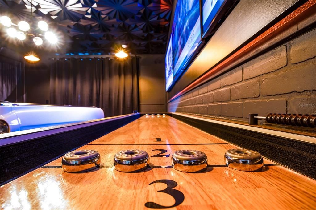 Active With Contract: $1,199,999 (11 beds, 10 baths, 5496 Square Feet)