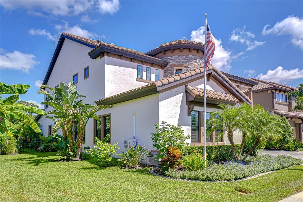 待售: $1,099,000 (5 贝兹, 4 浴室, 4536 平方英尺)