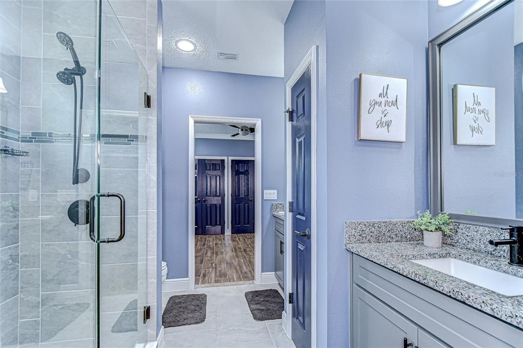 待售: $1,099,000 (5 贝兹, 4 浴室, 4536 平方英尺)