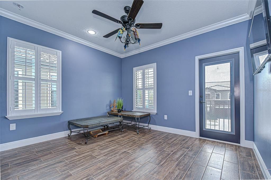 待售: $1,099,000 (5 贝兹, 4 浴室, 4536 平方英尺)